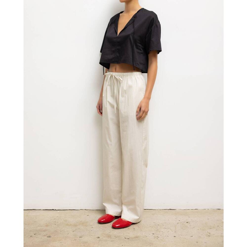 NEW LESET yoko tie cropped top in black - Picture 2 of 4